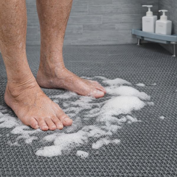 Tapete antiderrapante para banheiro e box com ventosas para idosos